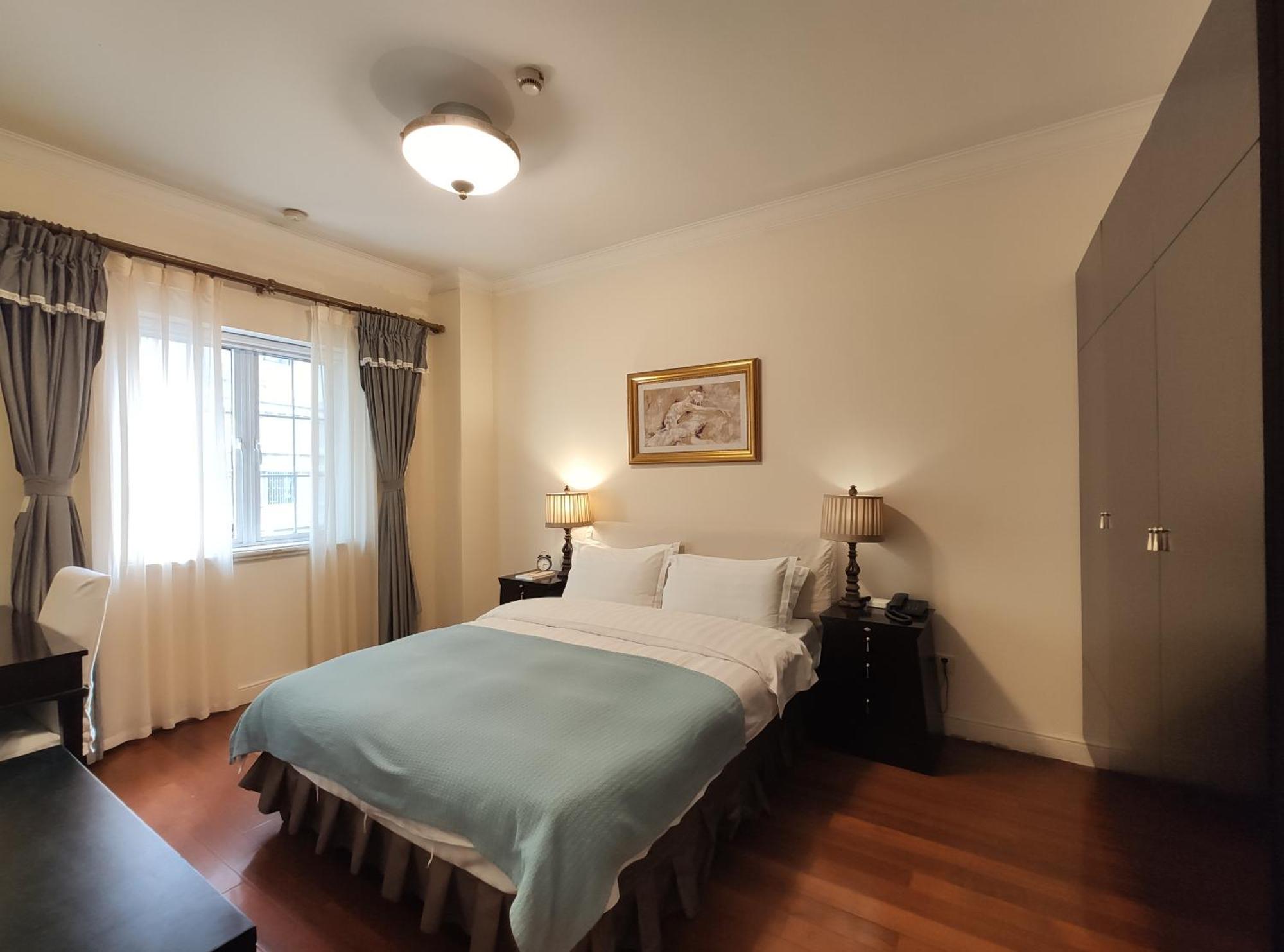 Ladoll Service Hotel 4*